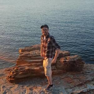 Meet your Posher, Aaron